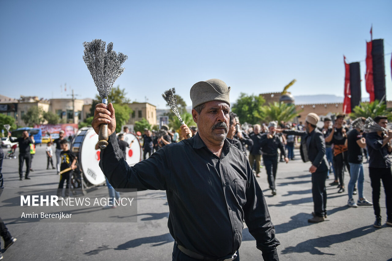 عکس/ عزاداری عشایر قشقایی شیراز در تاسوعای حسینی 