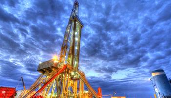 ابهامات فراوان در توسعه میدان نفتی آزادگان