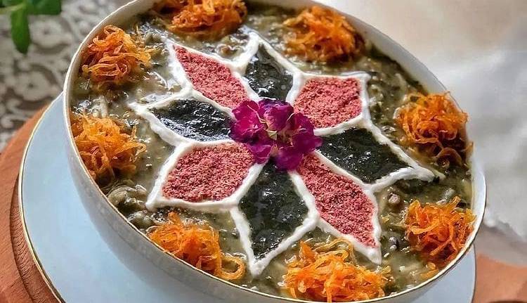 تزئین آش رشته نذری