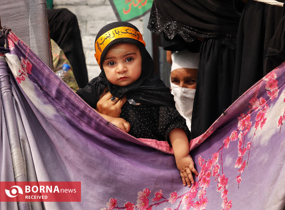 عکس/ عزاداری شیعیان کشمیر در روز عاشورا