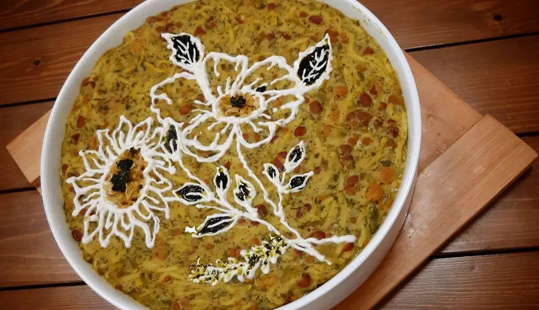 تزئین آش رشته نذری