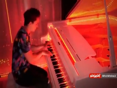 اجرای موسیقی سریال ” stranger things” با پیانو