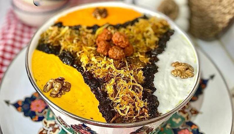 تزئین آش رشته نذری