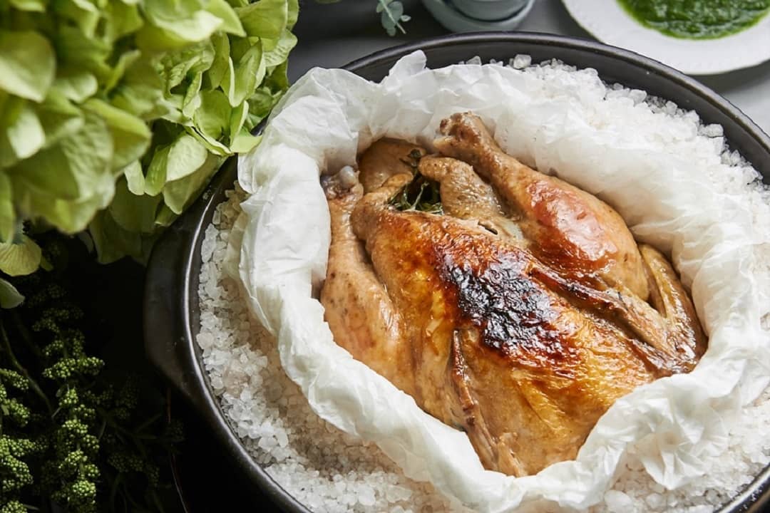 فوت و فن پخت «مرغ نمکی» به روش سنتی چینی