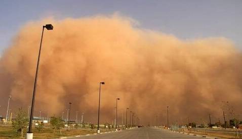 طوفان شن زابل را در هم کوبید
