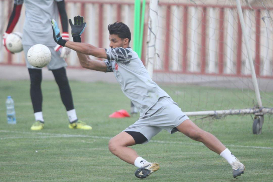 گوهری قراردادش را دو فصل دیگر با پرسپولیس تمدید کرد