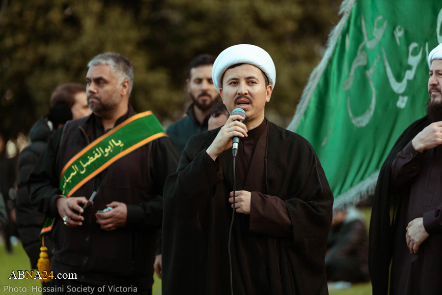 دسته عزاداران حسینی در روز عاشورا در شهر ملبورن