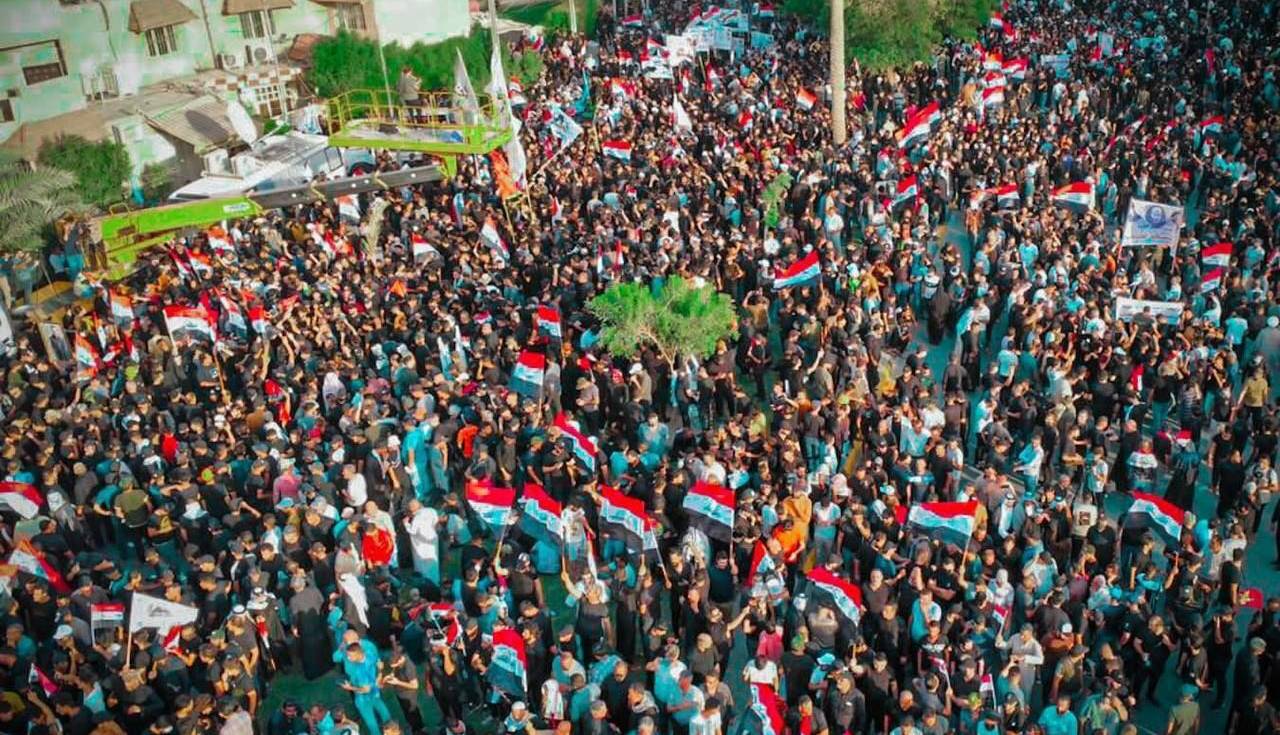 ماجرای جعل پرچم ایران در تصاویر تظاهرات بغداد