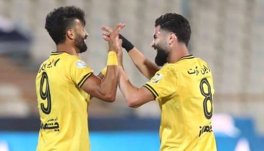شمالیها علیه استقلال