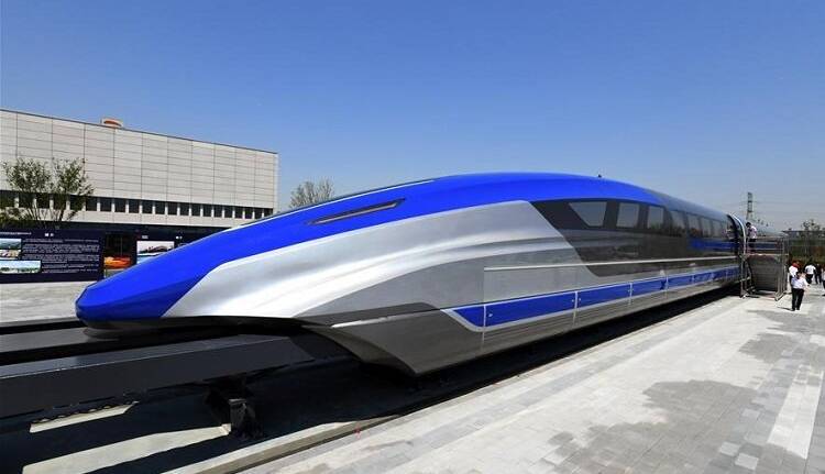 چین نخستین قطار مغناطیسی معلق را ساخت