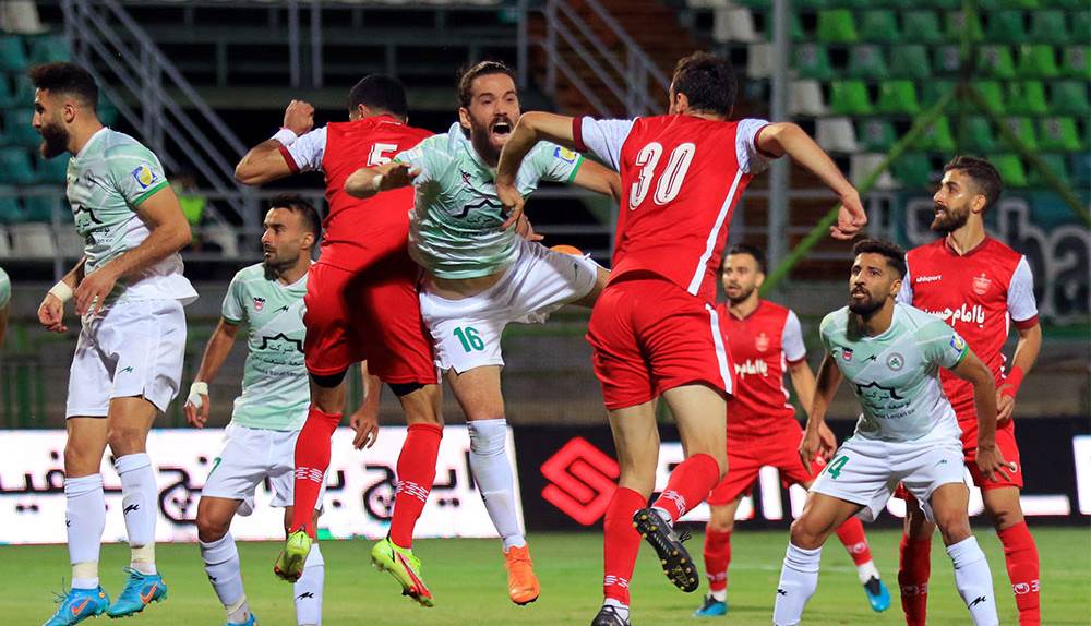 پرسپولیس با این سیستم موفق نمیشود! پرسپولیس با این سیستم موفق نمیشود!