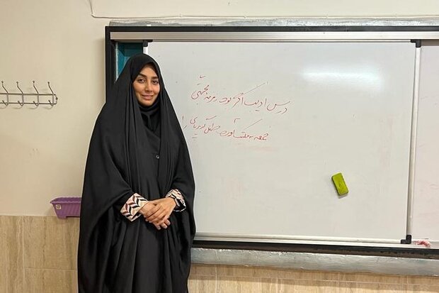 معلمی را از جنس مادری می‌بینم/ روایتی از یک مادر معلم