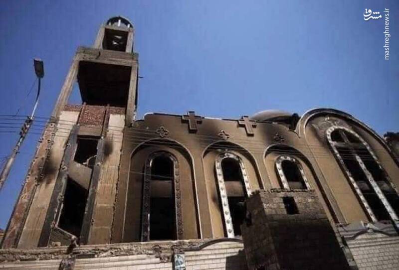 عکس/ آتش سوزی مرگبار یک کلیسا در مصر