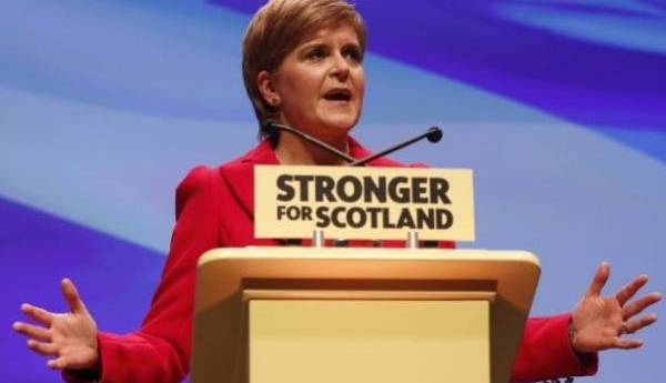 انتقاد تند وزیر اول اسکاتلند از جانسون