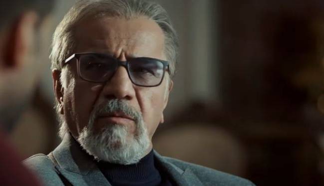 یه بوهایی داره به مشامم می رسه!