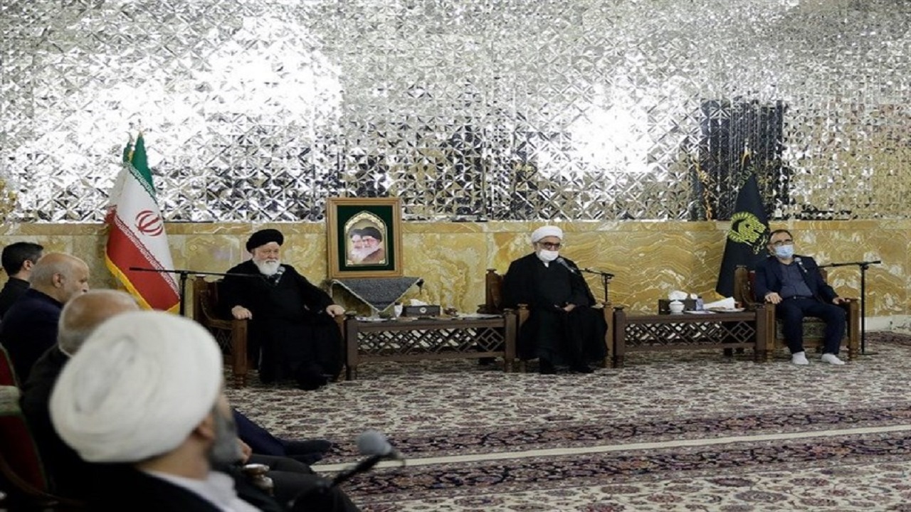 تولیت آستان قدس رضوی: با گرانفروشیهای اطراف حرم برخورد جدی شود