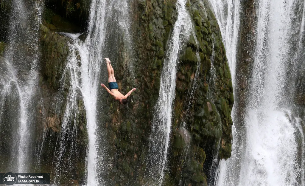 مسابقات بین المللی سالانه پرش از آبشار