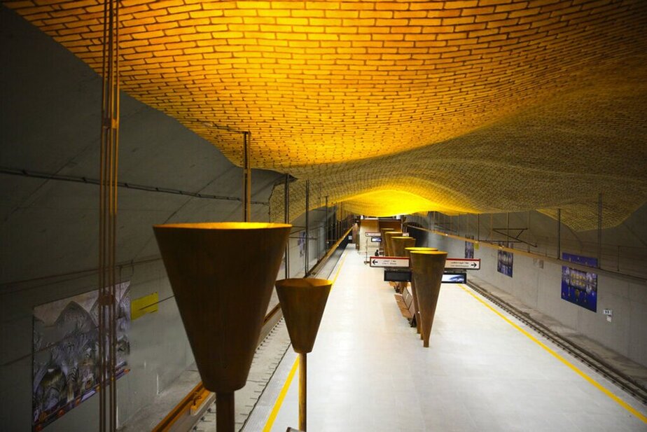 عکس/ معماری جالب ایستگاه متروی وکیل الرعایا شیراز