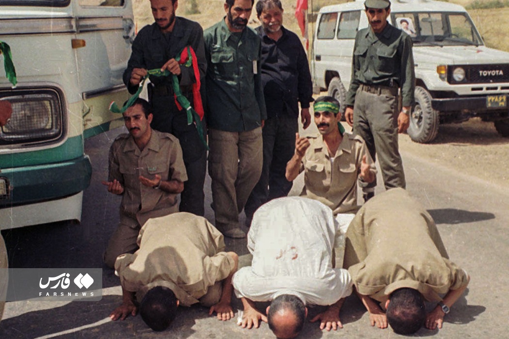 عکس/ ۲۶ مرداد سالروز بازگشت آزادگان سرافراز به میهن