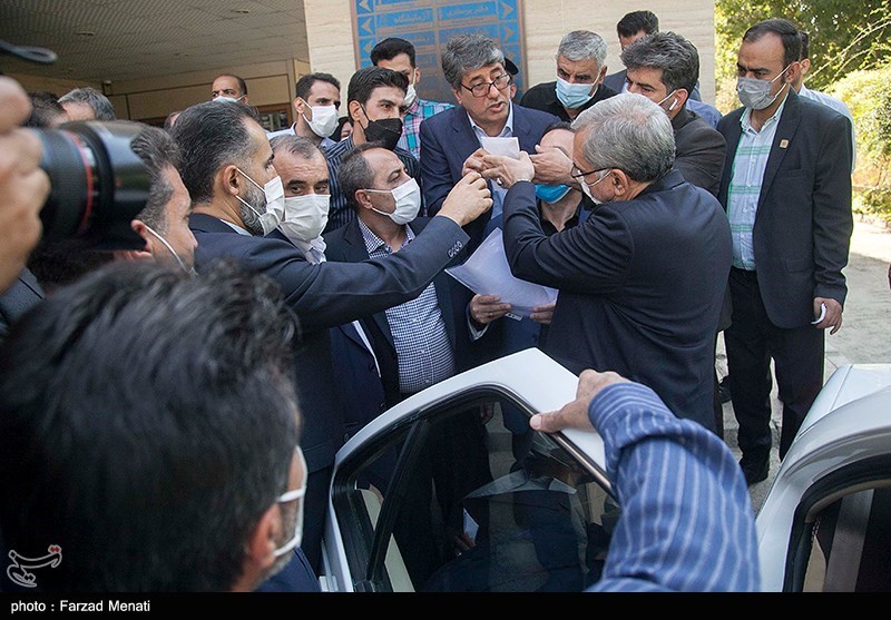 عکس/ سفر وزیر بهداشت به کرمانشاه
