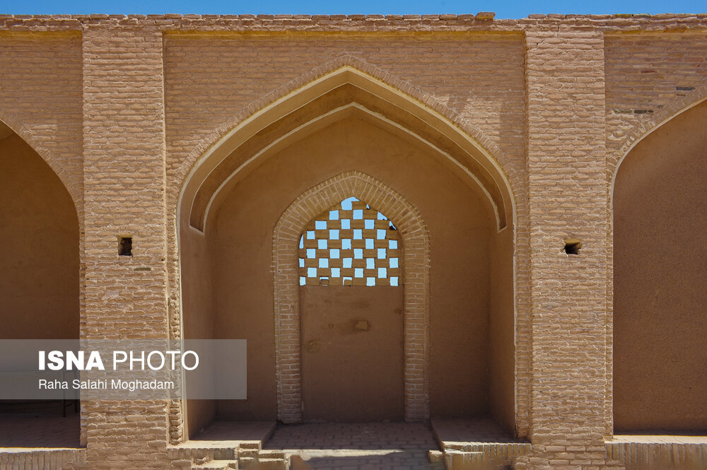 مسجد جامع اردستان نخستین مسجد جامع چهار ایوانی