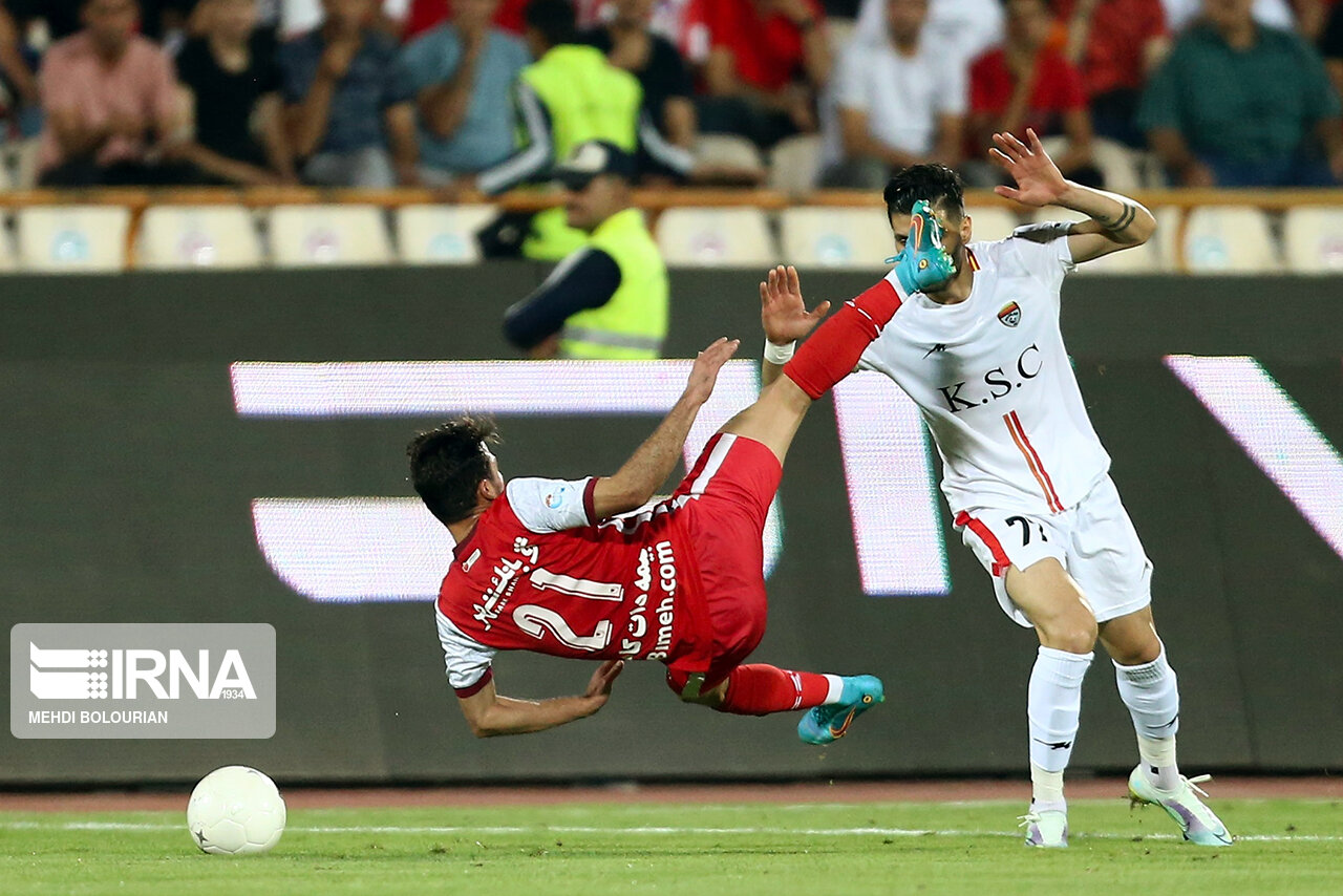 عکس/ حاشیه های تقابل پرسپولیس و فولاد در لیگ برتر فوتبال
