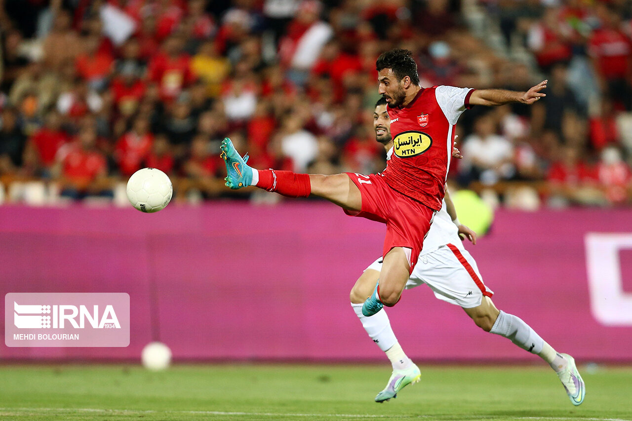 عکس/ حاشیه های تقابل پرسپولیس و فولاد در لیگ برتر فوتبال