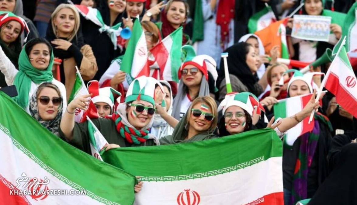 بانوان هم می توانند بازی استقلال را از نزدیک ببینند/ بهمنی: مسئولان نظام مخالف ورود بانوان به استادیوم نیستند!