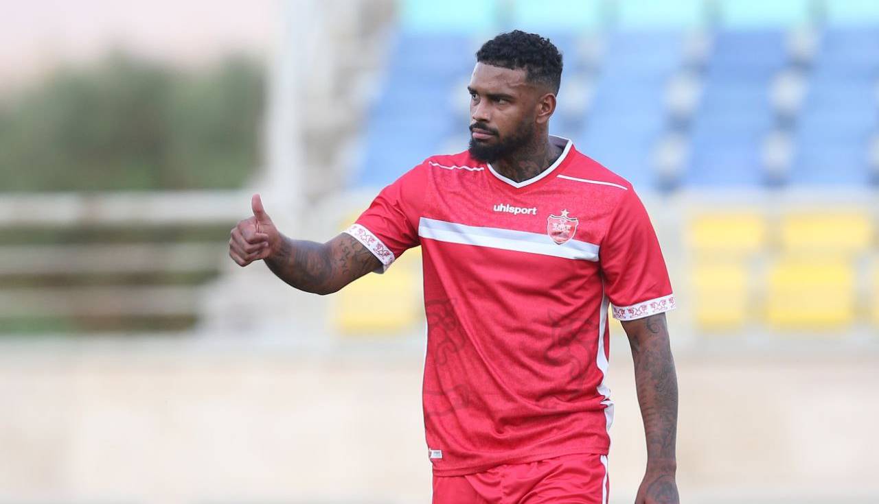 ستاره پرسپولیس: هیچ‌کس نمی‌تواند من را کنترل کند!