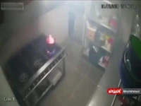 لحظه انفجار آشپزخانه در اثر بی‌احتیاطی 