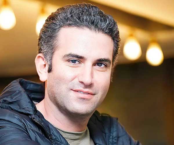 آوازخوانی جالب هوتن شکیبا در همرفیق