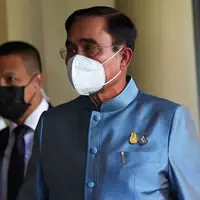 دادگاه قانون اساسی تایلند رای به تعلیق نخست وزیر داد