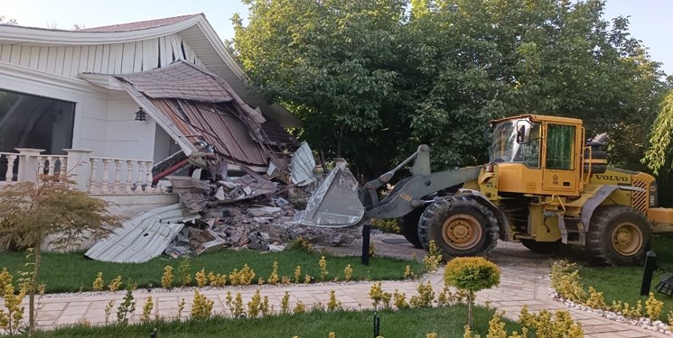 تخریب و آواربرداری ابر ویلای لاکچری جاده چالوس