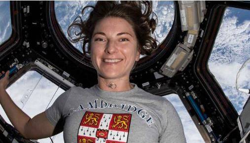 روش‌ باورنکردنی حمام کردن در فضا؛ فضانوردان با چه وسایلی دوش می‌گیرند؟