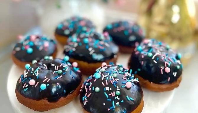 پیراشکی شکلاتی تو پر بدون فر