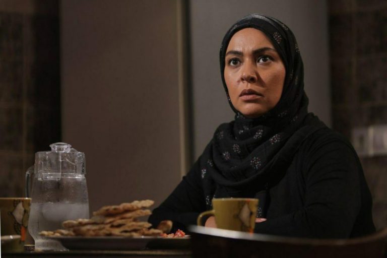 نمیزارم این زندگی  رو با یک اشاره داغون کنی!