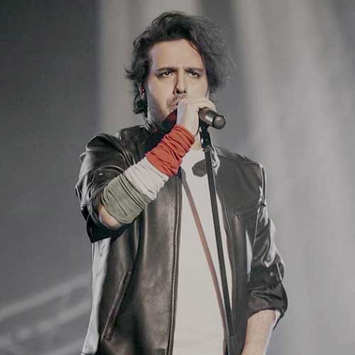 کلیپ زیبای «عطر تو» با صدای کاوه آفاق