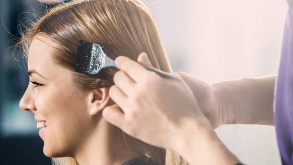 5 نکته برای ماندگاری بیشتر رنگ مو