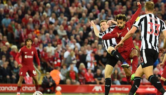 رستگاری لیورپول در دقیقه 98/ دربی خشن لندن برنده‌ نداشت