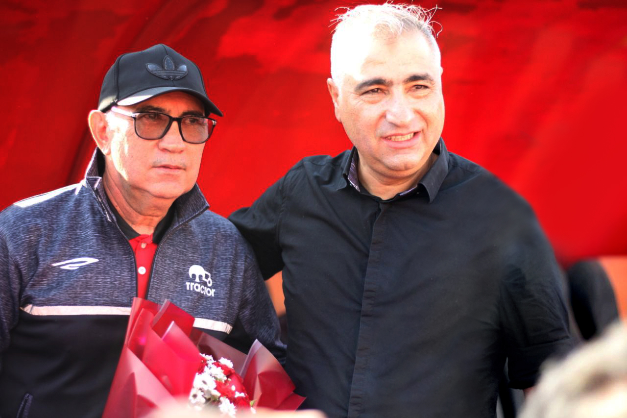 ساکت الهامی به قول خود وفا کرد!