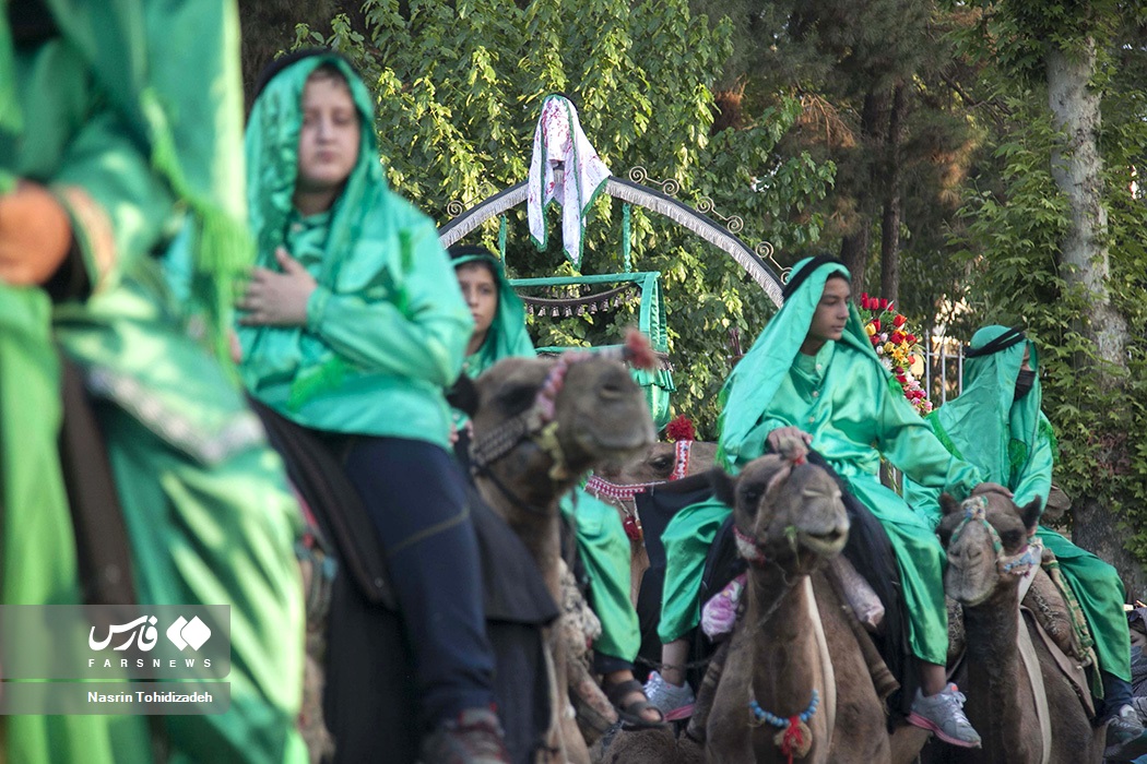 عکس/ کاروان نمادین« اسرای کربلا» در کرمانشاه