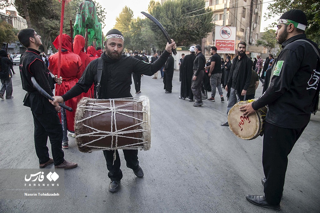 عکس/ کاروان نمادین« اسرای کربلا» در کرمانشاه