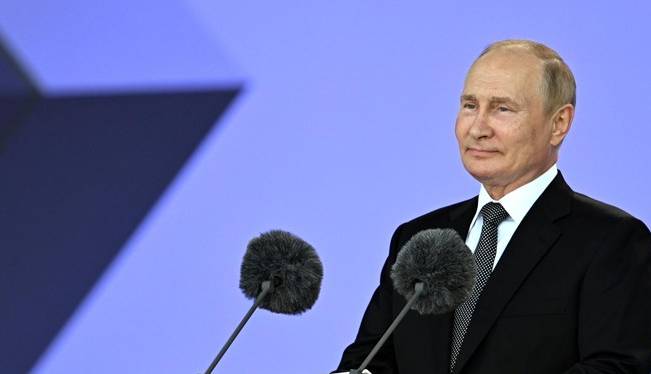 پوتین: تحریم‌های غرب، روسیه را به ایران نزدیک‌تر می‌کند
