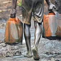 درسی از نیجریه؛ درآمدهای نفتی که تنها صرف یارانه بنزین می‌شود!