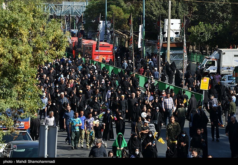 عکس/ حضور جاماندگان اربعین حسینی در حرم حضرت عبدالعظیم حسنی (ع)