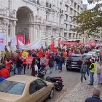تظاهرات اتریشی‌ها در اعتراض به افزایش قیمت‌ها