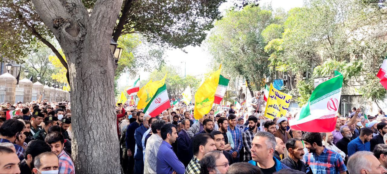 عکس/ راهپیمایی نمازگزاران تبریز در محکومیت اغتشاشات اخیر 