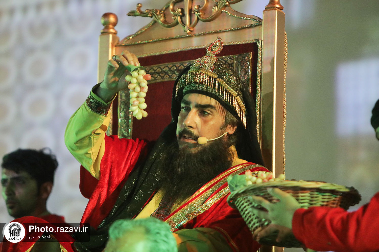 نمایش آیینی آسمان هشتم 