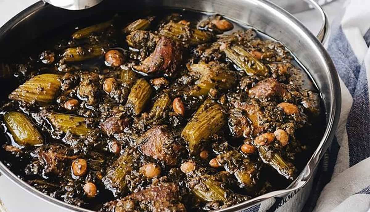 راز خوشمزه شدن «خورش کرفس» مجلسی و جا افتاده