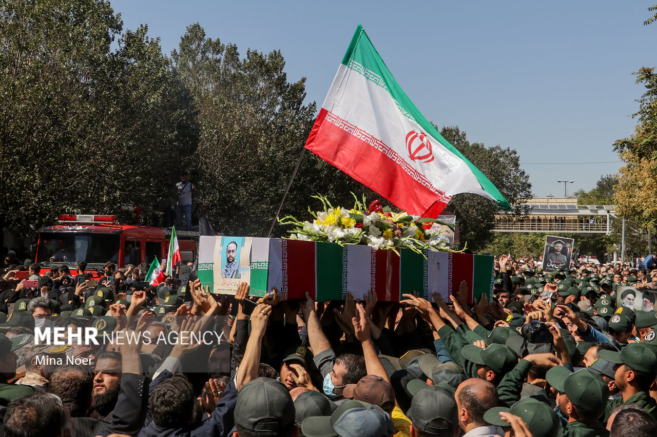 عکس/ مراسم تشییع شهید «حسین اوجاقی» در تبریز